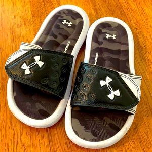 Boys under armour slides
